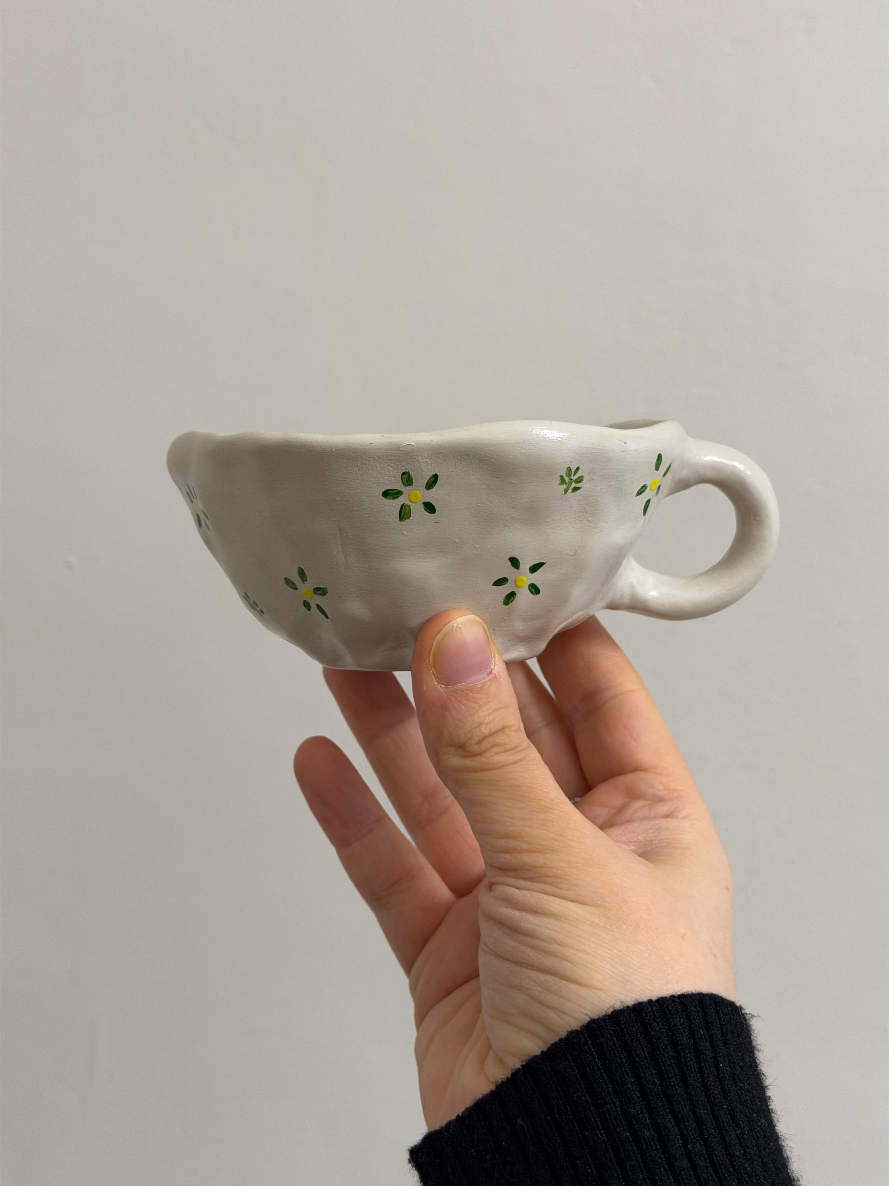 Green flowers mug