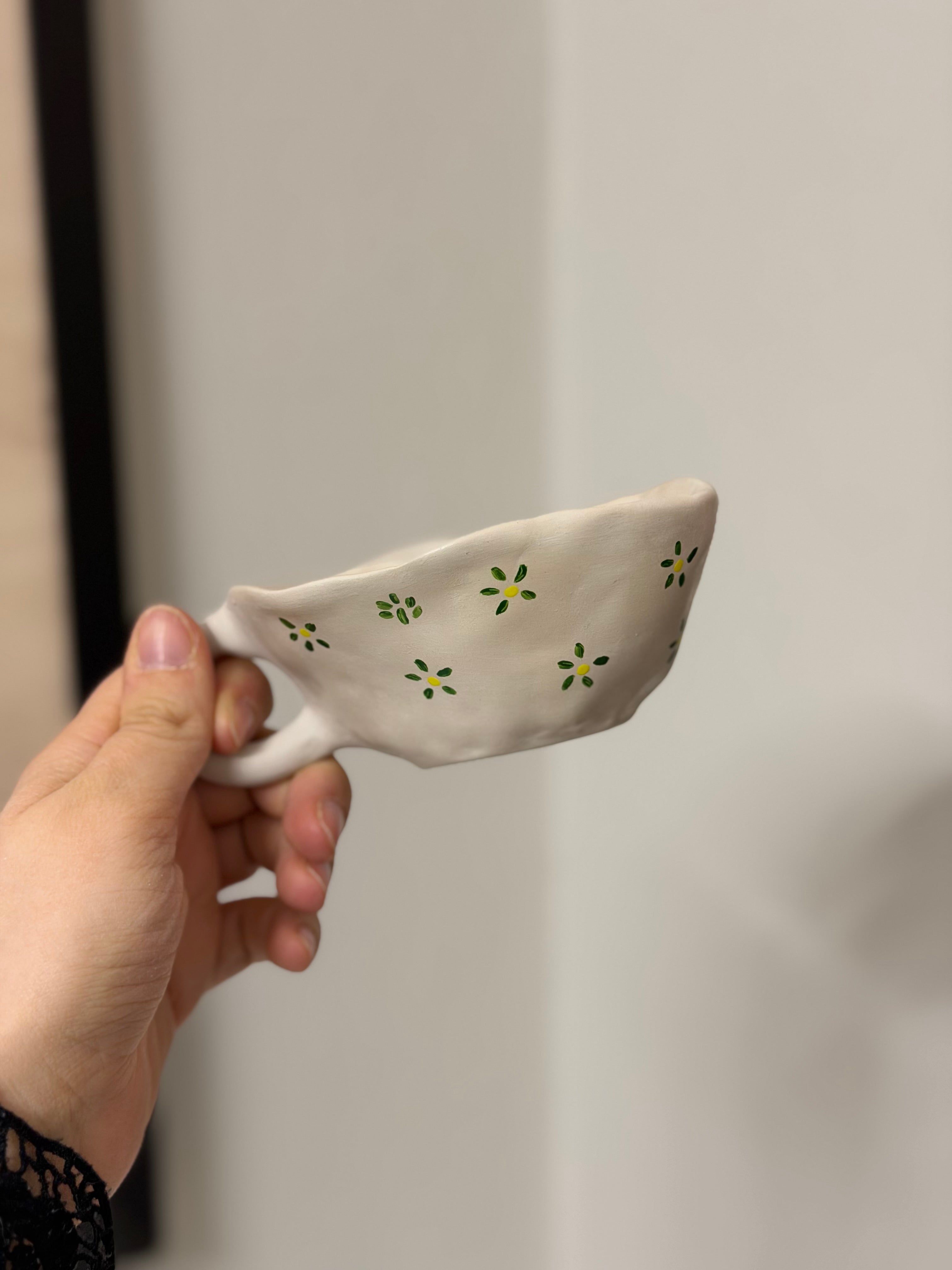 Green flowers mug