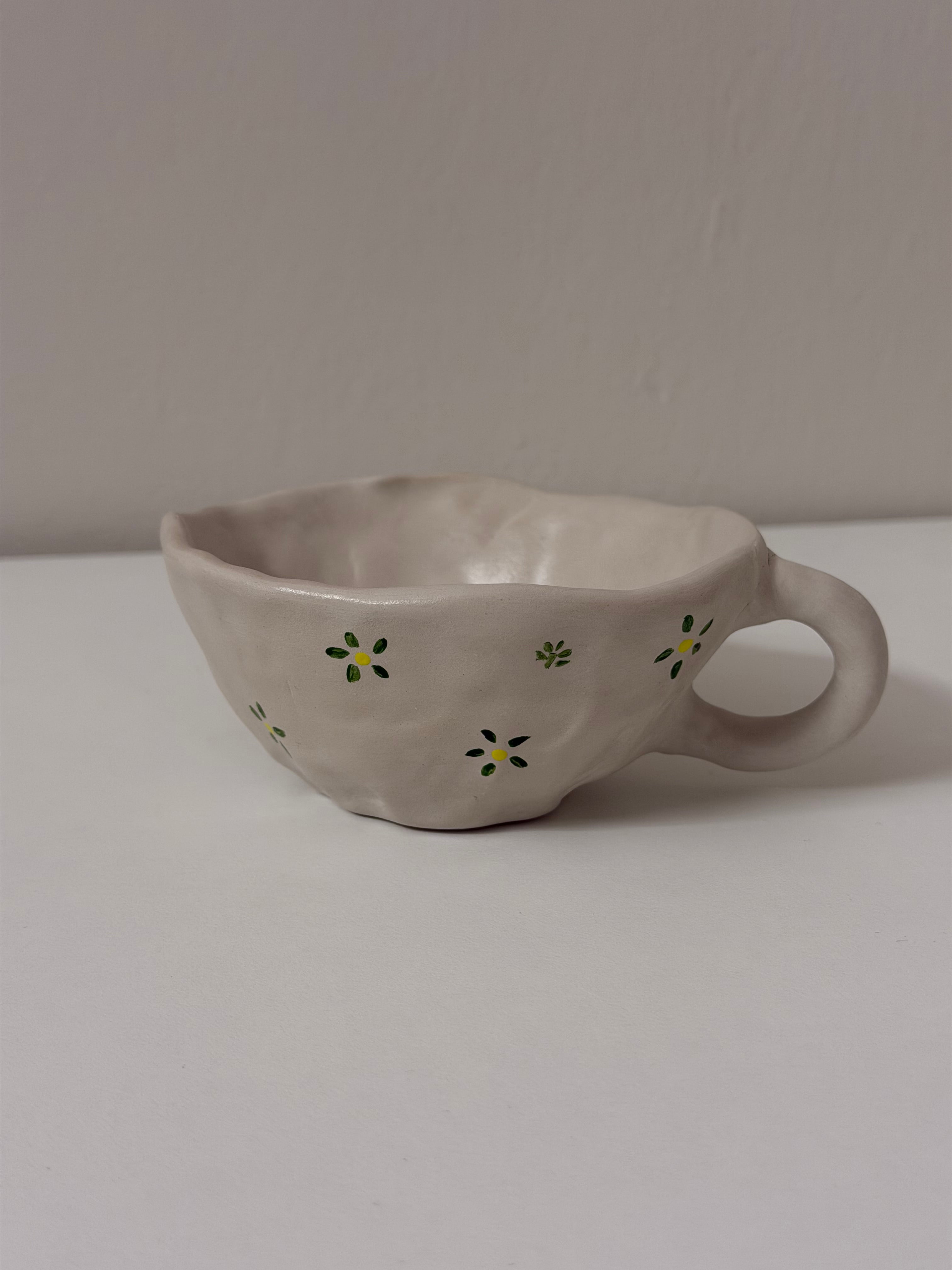 Green flowers mug