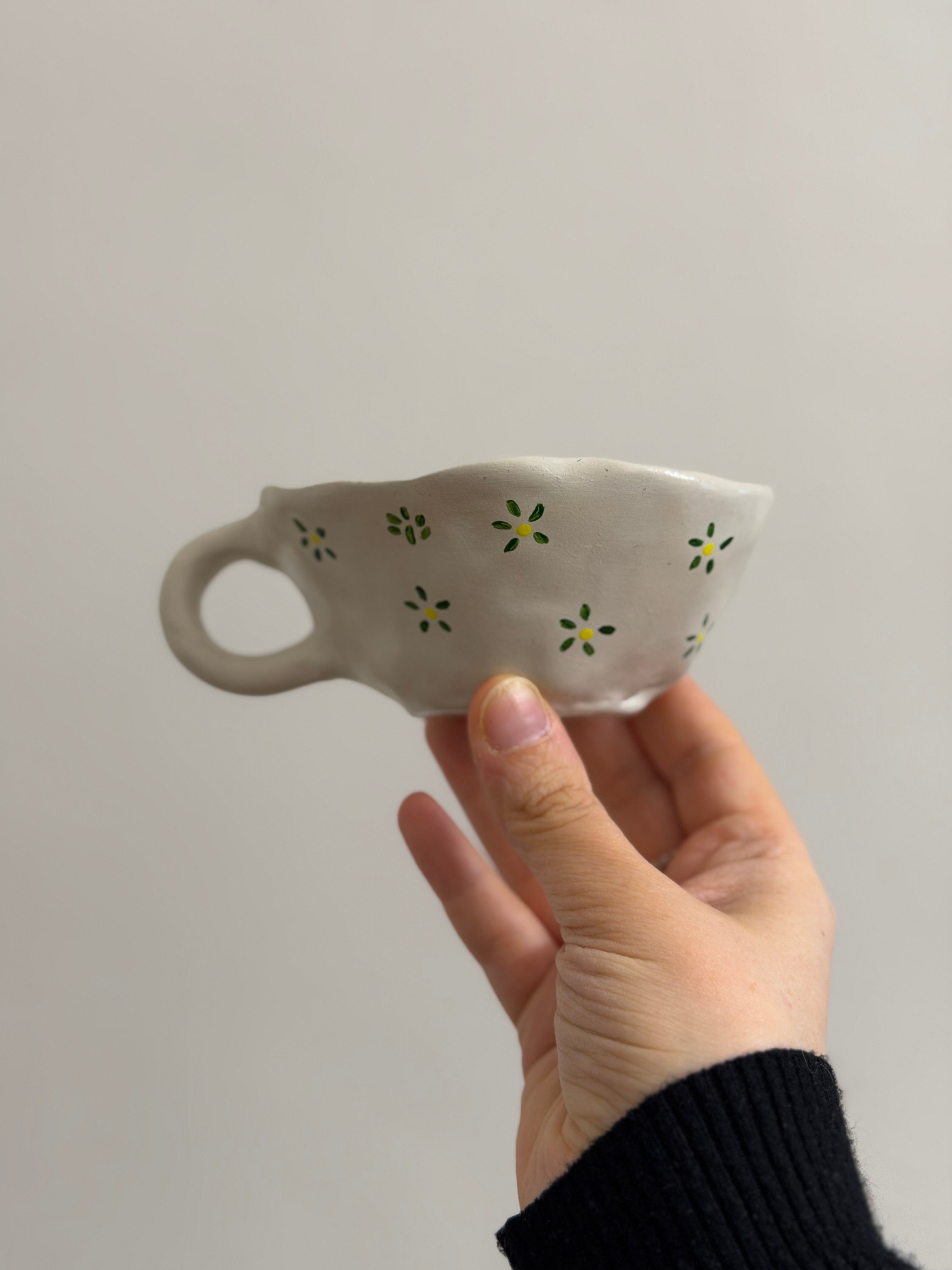 Green flowers mug